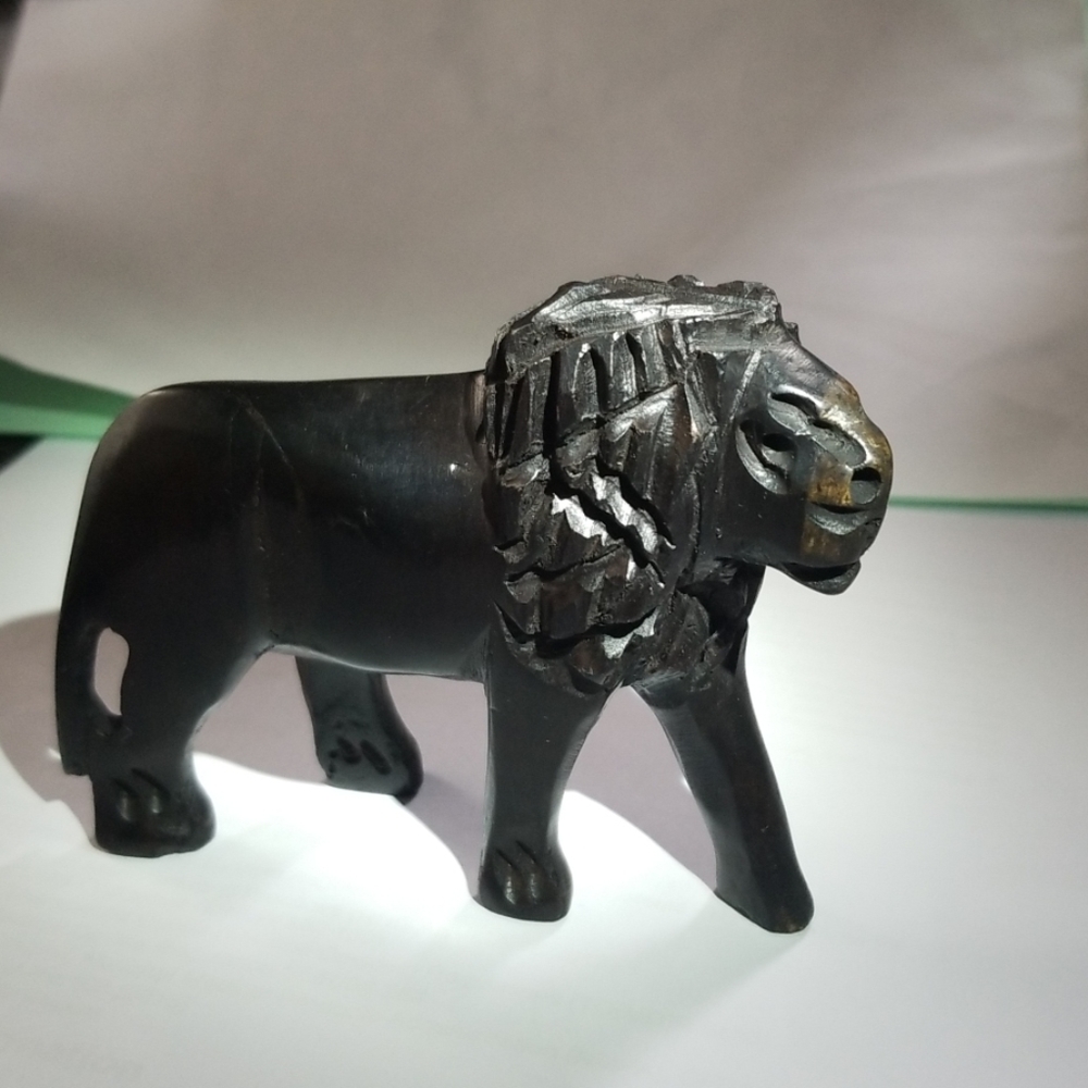 African wood lion